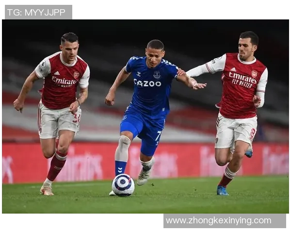 4号足球明星前锋的辉煌历程与未来展望解析 4号足球明星前锋的辉煌历程与未来展望解析