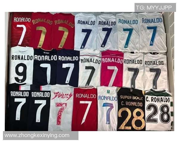 80后足球明星的辉煌岁月与传奇故事全景回顾 80后足球明星的辉煌岁月与传奇故事全景回顾