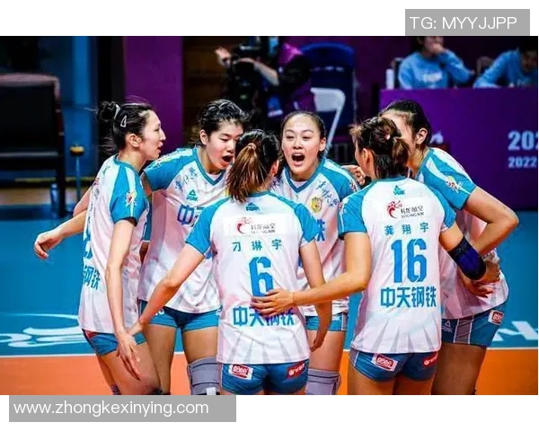 成都排球队以86分领跑冠军赛积分榜展现强劲实力和夺冠希望