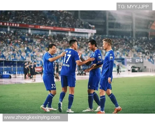 南京足球队个人能力分析与战术配合的深度探讨